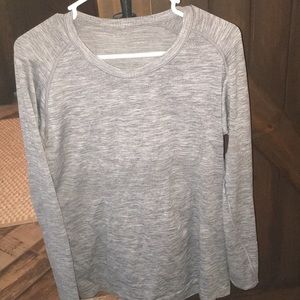 lulu lemon swiftly tech !